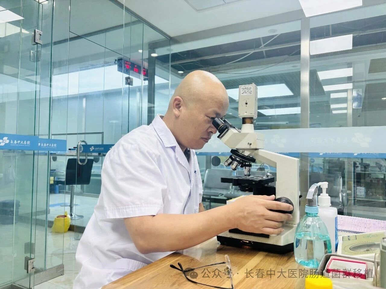 九江市|高朋磊医师：左手男科临床，右手肠道菌群移植深入研究